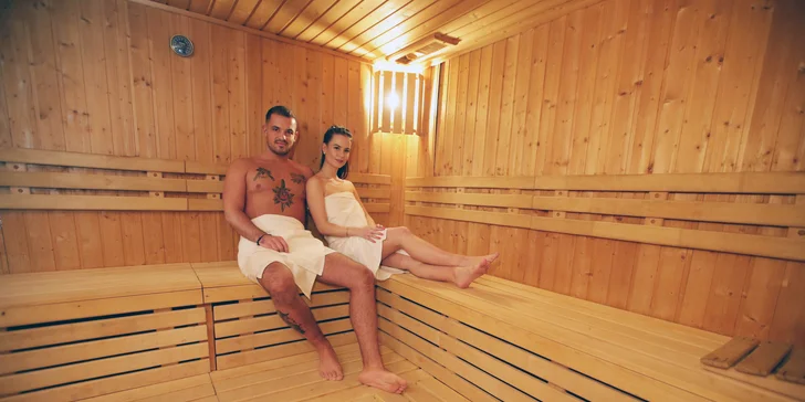 Privátny wellness s možnosťou romantickej večere v Hoteli Kráľová****