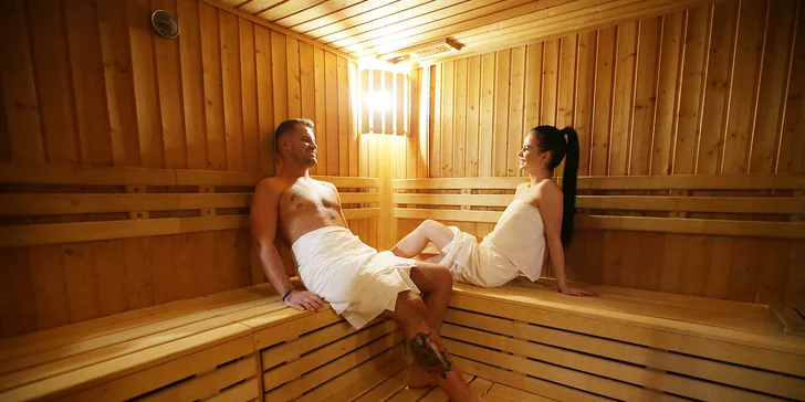 Privátny wellness s možnosťou romantickej večere v Hoteli Kráľová****