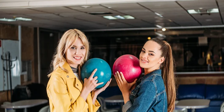 Relax aj zábava - hodina bowlingu v reštaurácii Bowling Erika