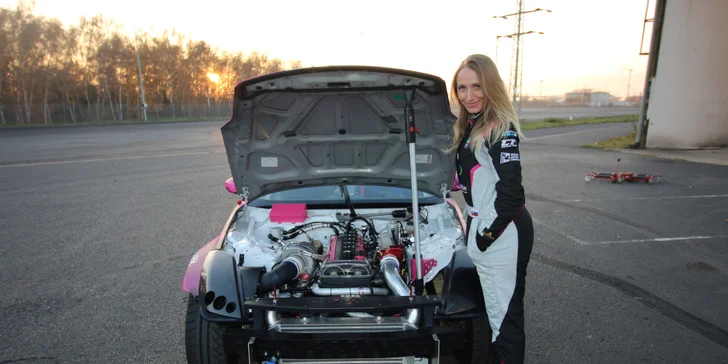DRIVE TAXI A DRIFT TAXI s legendami auto-moto