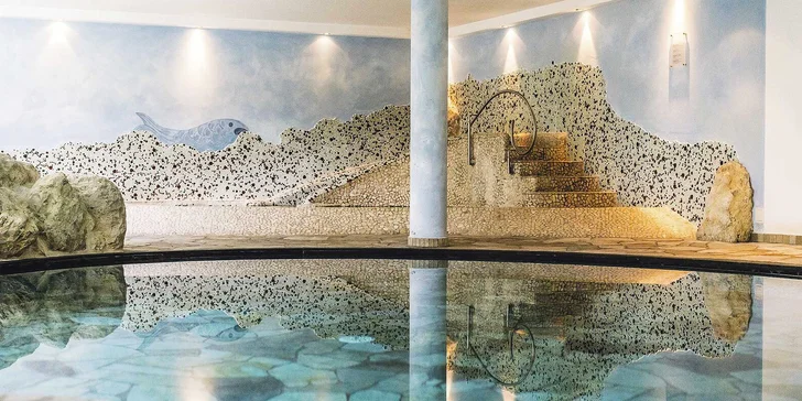 Zima pod štítmi talianskych Álp: polpenzia, neobmedzený wellness, vínny kúpeľ a fľaša sektu