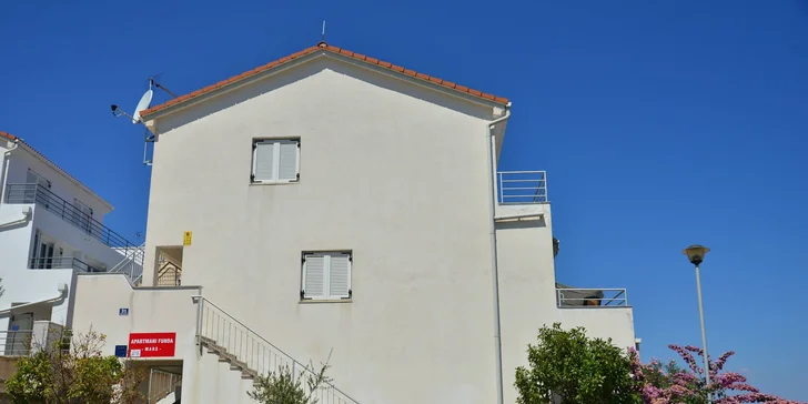 🌞 KÚP teraz, využi v LETE: Dovolenka na ostrove Šolta - apartmány až pre 4 osoby len 150 m od mora
