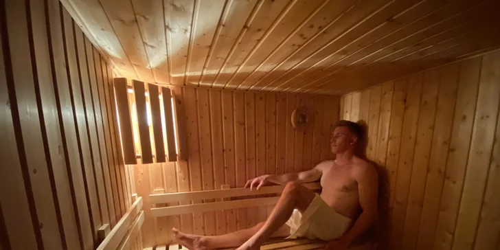 VIP privátny wellness pre dvoch + fľaša Prosecca s jahodami v LamaGYM