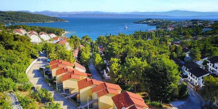 🌞 KÚP teraz, využi v LETE: Dovolenka na ostrove Šolta - apartmány až pre 4 osoby len 150 m od mora