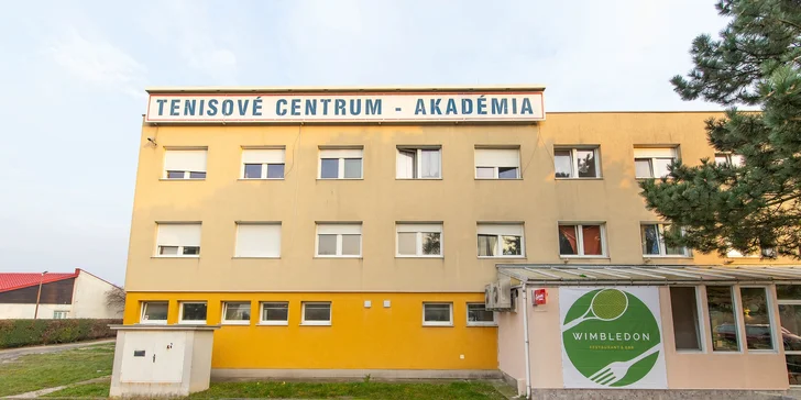 Pizza podľa vlastného výberu alebo pizza štangle s dresingom