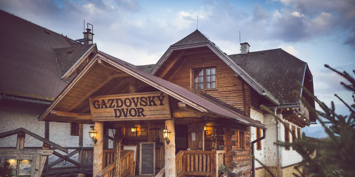 Pobyt v obľúbenom vidieckom sídle Gazdovský dvor v Bešeňovej so zľavami do aquaparkov