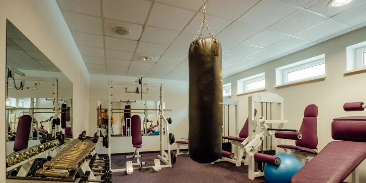 Pobyt v lone kysuckej prírody – 4* hotel Husárik s chutnou polpenziou, neobmedzeným bazénom a fitness