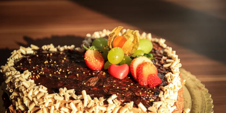 Lahodná torta z cukrárne Fajnotka až ku vám domov!