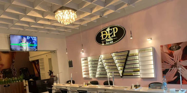 Perfektná manikúra i pedikúra v Dep Nails Studio