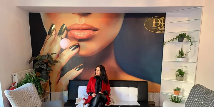 Perfektná manikúra i pedikúra v Dep Nails Studio