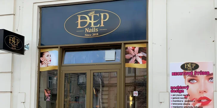 Perfektná manikúra i pedikúra v Dep Nails Studio