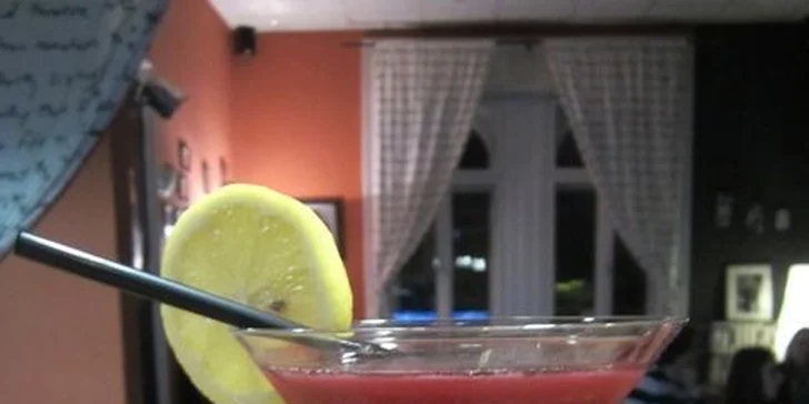Alko a nealko nápoje so sušeným ovocím v Jazz Caffe