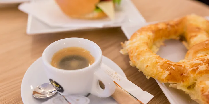 Lahodná káva a vždy čerstvé pečivo? Iba v Bake Make!