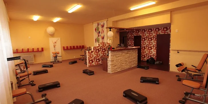 Neobmedzené členstvo a týždenný vstup do fitness centra pre ženy - Lady Land