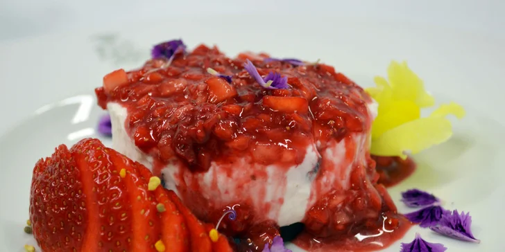 Prehliadka Medolandie s degustáciou medoviny aj s možnosťou romantického menu