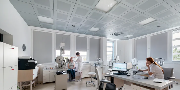 Laserová operácia očí najmodernejšími technológiami v očnej klinike UVEA Mediklinik v Martine