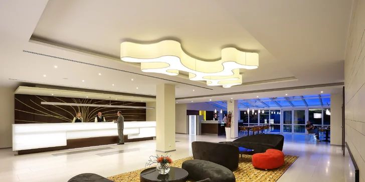 4 * pobyt v Prahe: hotel 15 min. metrom od Václavského námestia, jedlo a výlety