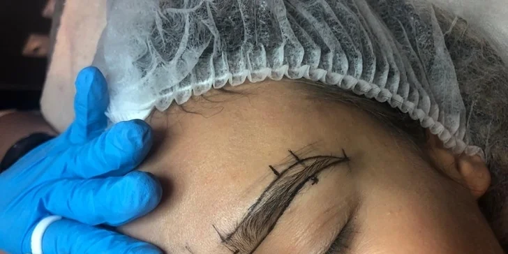 Precízny permanentný make-up obočia čepieľkovou i púdrovou metódou