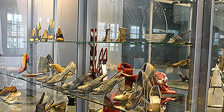 Exkurzia s vôňou slivovice, prehliadka Baťovho inštitútu a Múzea obuvi