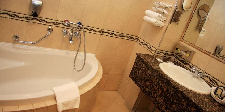 Wellness v kaštieli na 2 či 3 noci pre zaľúbený pár