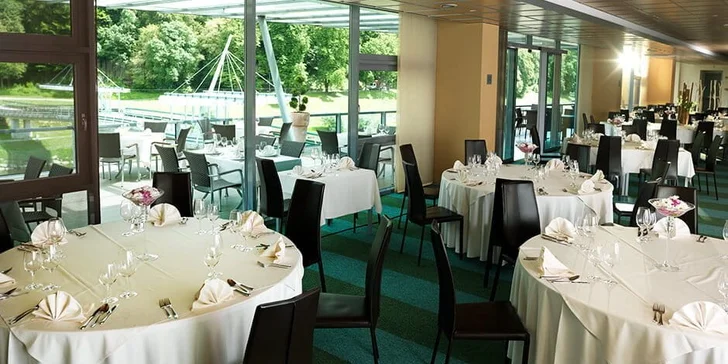 Wellness pobyt v Slovinsku: hotel v krásnej prírode, polpenzia a luxusný bazénový komplex