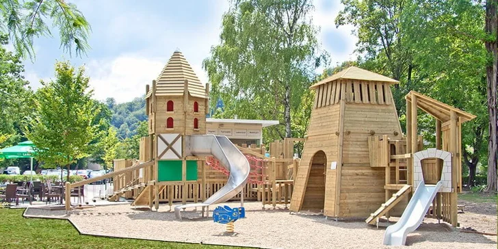 Wellness pobyt v Slovinsku: hotel v krásnej prírode, polpenzia a luxusný bazénový komplex