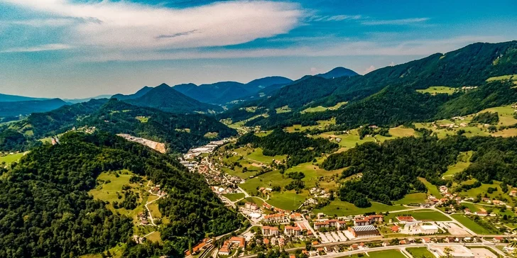 Wellness pobyt v Slovinsku: hotel v krásnej prírode, polpenzia a luxusný bazénový komplex