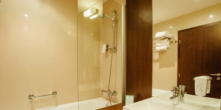 Veľkonočný pobyt s neobmedzeným wellness s gurmánskou večerou v hoteli HOLIDAY INN Žilina****