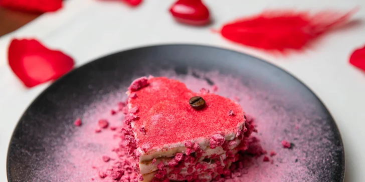 Nevšedná valentínska večera pre 2 osoby v CUBES Restaurant