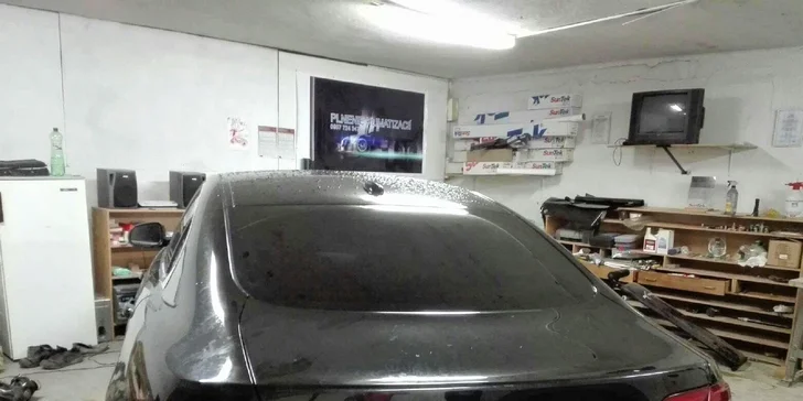Inštalácia autofólií na okná vášho auta