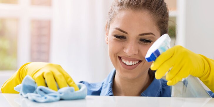 Upratovanie bytu alebo domu, umývanie okien alebo tepovanie