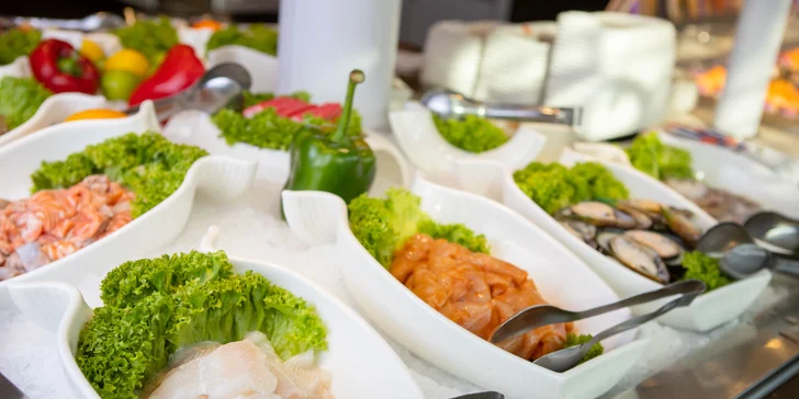 All you can eat aj s nápojom v Asian Restaurant v Auparku