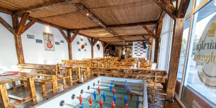 Burger doma nespravíš! Donáška alebo rozvoz i s tankovým pivkom pre dvoch