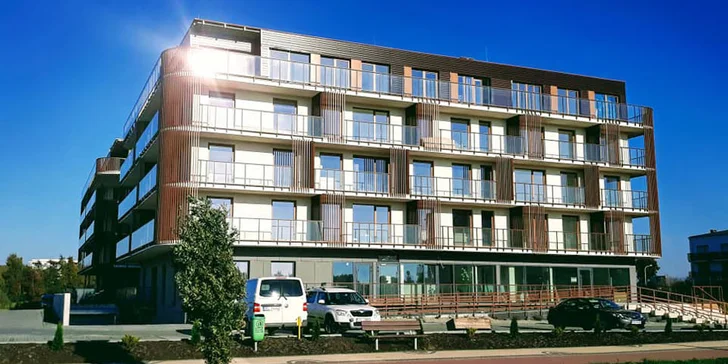 Nové apartmány v poľskom Kolobrehu: vybavená kuchynka, výhľad na more, bazén a sauna