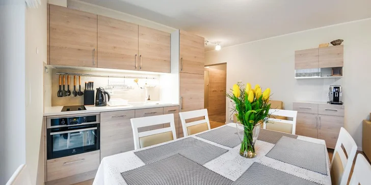 Nové apartmány v poľskom Kolobrehu: vybavená kuchynka, výhľad na more, bazén a sauna