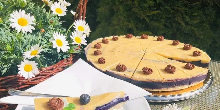 Zdravé maškrtenie: RAW torty a krémy na donášku