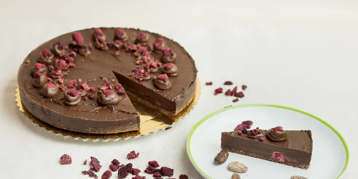Zdravé maškrtenie: RAW torty a krémy na donášku