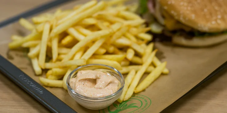 BIO hovädzie burger menu v bistre Zelený Strom