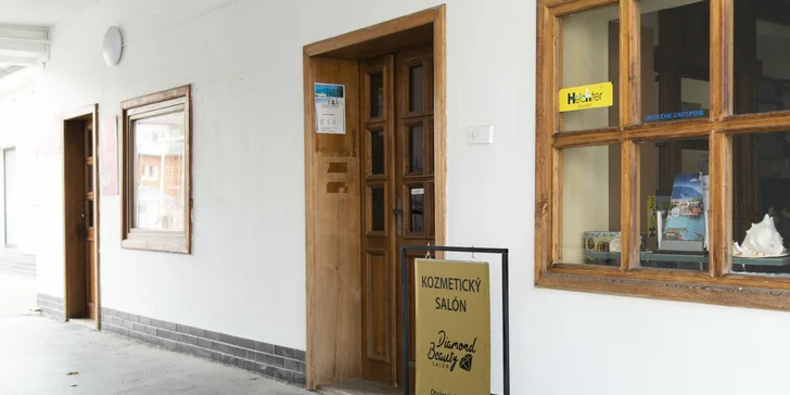 Nádherne hladké telo vďaka epilácii voskom pre ženy i mužov