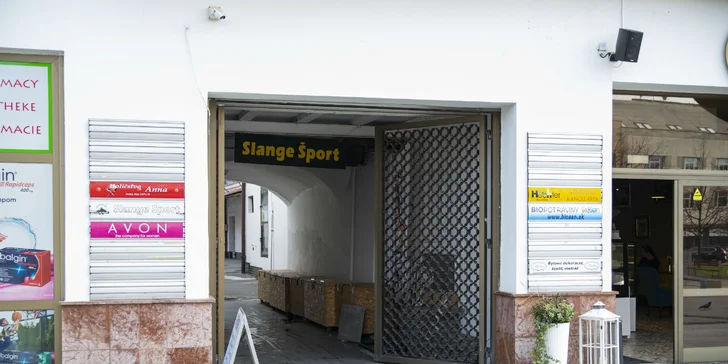 Nádherne hladké telo vďaka epilácii voskom pre ženy i mužov