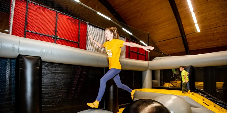 Vstup do najväčšieho nafukovacieho zábavného centra HOPLANDIA - len 6 km od Žiliny!