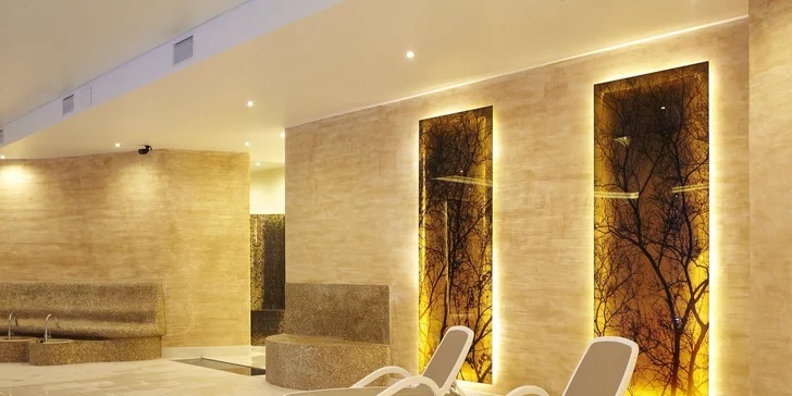 Dovolenka pri Baltskom mori: hotel pri pláži v blízkosti národného parku, wellness a polpenzia