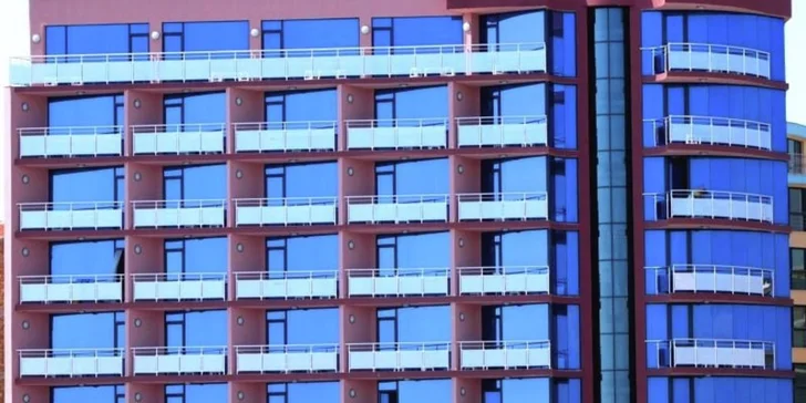 Dovolenka v bulharskom letovisku Pomorie: hotel priamo pri pláži a stravovanie formou all inclusive