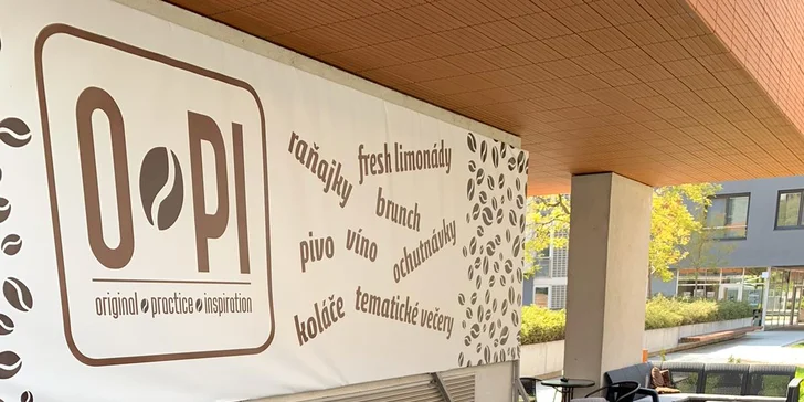 Oslaď si deň "take away" sladkými wafflami s ovocím, polevou a šľahačkou