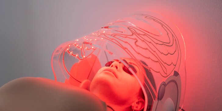 LED svetelná terapia: liečba akné a omladenie pre ruky, tvár aj krk