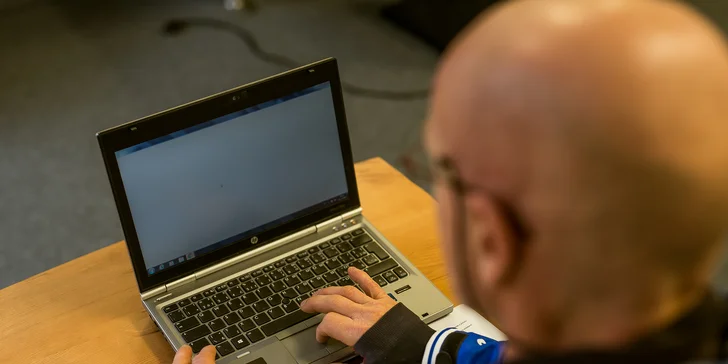 Mesačný bežecký tréningový program s profesionálnym inštruktorom
