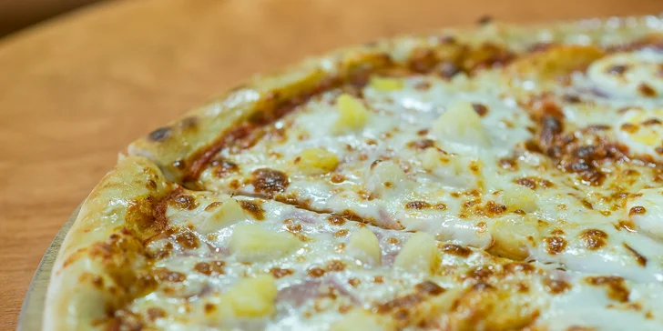 Mega veľká pizza pre najväčších hladošov aj na donášku!