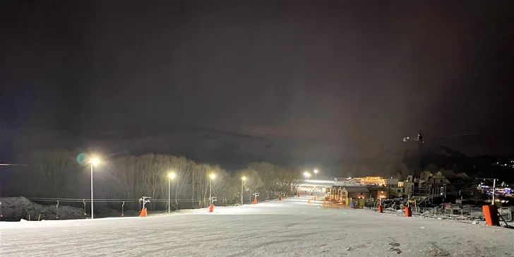 Zábava na svahu v SKI CENTRUM DEMÄNOVÁ - skipasy, požičovňa, inštruktor či vstup na bežkársku dráhu!
