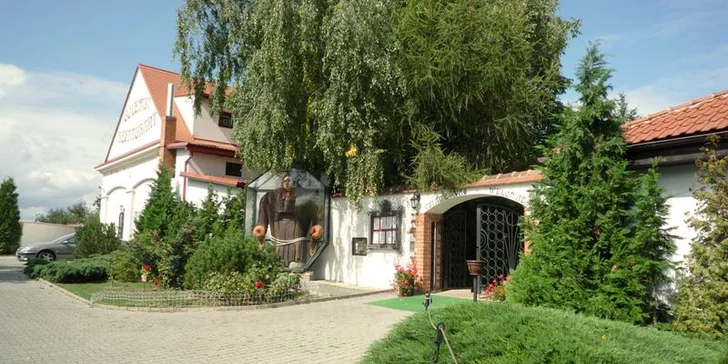 Pobyt v stovežatej Prahe: bohaté raňajky a poukaz na večeru