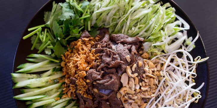 Objavte vietnamské mestečko plné chutných polievok a rezancov!